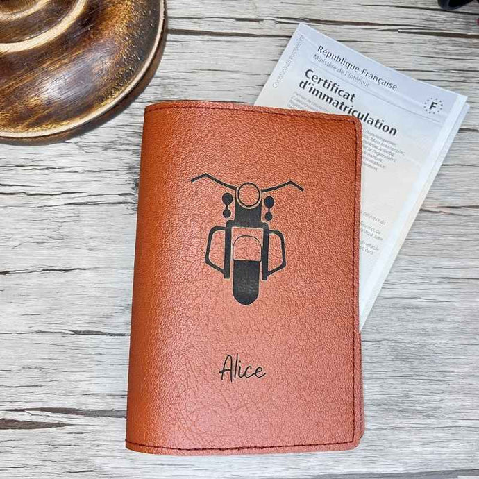 Étui Carte Grise Personnalisé Marron