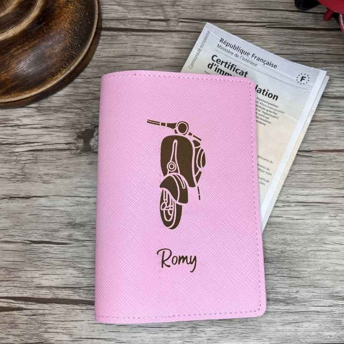 Étui Carte Grise Personnalisé Rose