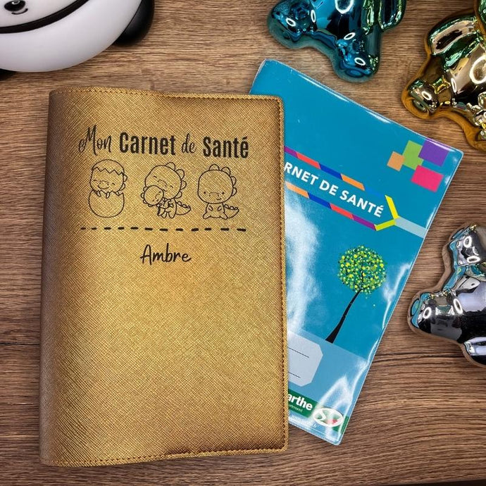 Protège Carnet de Santé Personnalisé Or Vente Privée