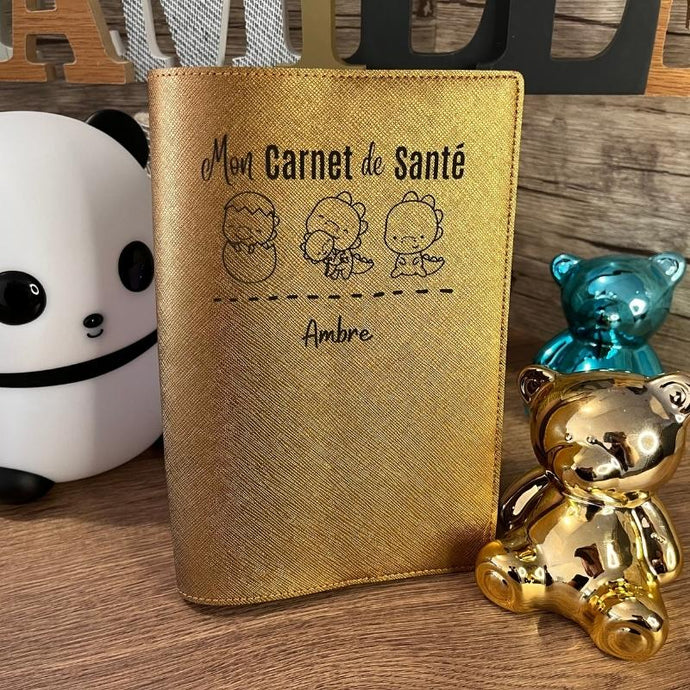 Protège Carnet de Santé Personnalisé Or Vente Privée